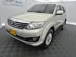 2012  Toyota Fortuner - Image 11