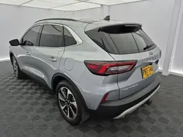 2024  Ford Escape - Image 39