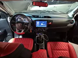2022  Toyota Hilux - Image 40