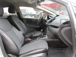 2017  Ford Fiesta - Image 13