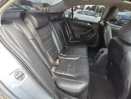 2012  Volkswagen Jetta - Image 22