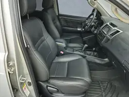 2015  Toyota Hilux - Image 18