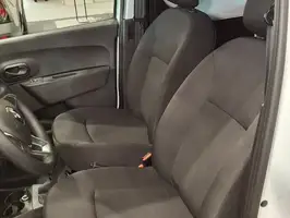 2026  Renault Kangoo - Image 18