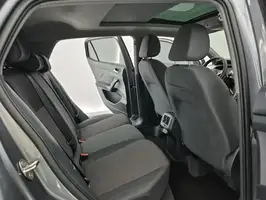 2022  Volkswagen T - Image 19