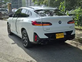 2022  Bmw X4 - Image 32