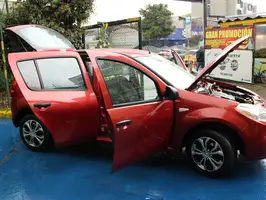 2015  Renault Sandero - Image 18