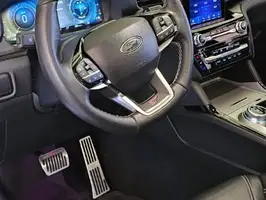 2023  Ford Explorer - Image 17