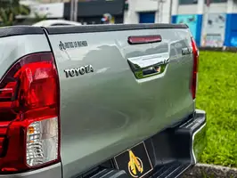 2022  Toyota Hilux - Image 12