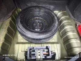 2013  Nissan Versa - Image 14