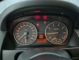 2013  Bmw X1 - Image 24