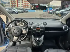 2010  Mazda 2 - Image 25