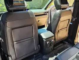 2023  Ford Explorer - Image 18