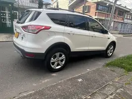 2014  Ford Escape - Image 14