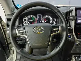 2019  Toyota Land - Image 45