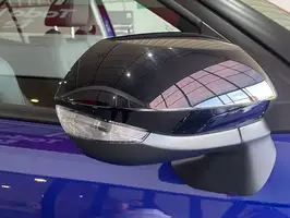 2025  Toyota Yaris - Image 24