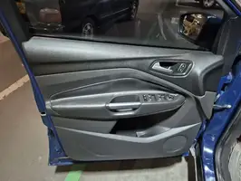 2019  Ford Escape - Image 19