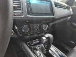 2021  Honda Hr - Image 18