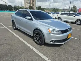 2012  Volkswagen Jetta - Image 37