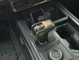 2025  Gmc Unknown - Image 44