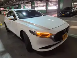 2022  Mazda 3 - Image 18