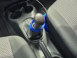 2022  Nissan March - Image 25