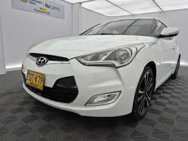 2017  Hyundai Veloster - Image 8