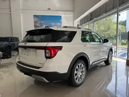 2025  Ford Explorer - Image 26