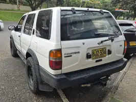 2000  Nissan Pathfinder - Image 32