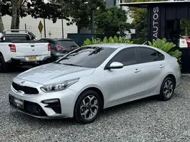 2020  Kia Cerato - Image 12