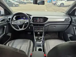 2022  Volkswagen T - Image 25