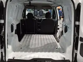 2026  Renault Kangoo - Image 14