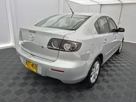 2010  Mazda 3 - Image 15