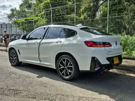 2022  Bmw X4 - Image 10