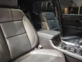 2022  Chevrolet Traverse - Image 18