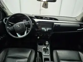 2016  Toyota Hilux - Image 25