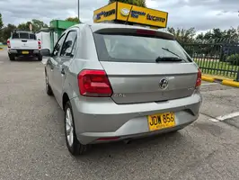 2017  Volkswagen Gol - Image 12