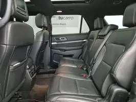 2018  Ford Explorer - Image 45