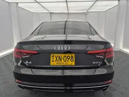 2017  Audi A4 - Image 11