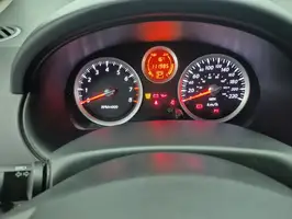 2011  Nissan Sentra - Image 24