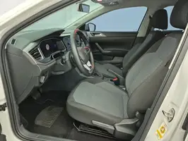 2023  Volkswagen Nivus - Image 18