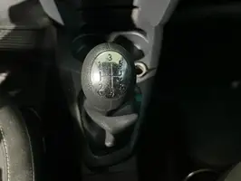 2022  Renault Logan - Image 18