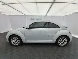 2018  Volkswagen Beetle - Image 11
