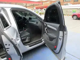 2017  Audi Q3 - Image 20