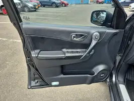 2013  Renault Koleos - Image 19