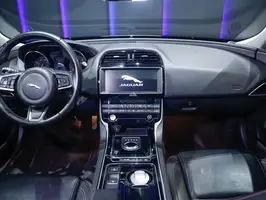 2019  Jaguar Unknown - Image 20