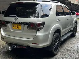 2012  Toyota Fortuner - Image 13