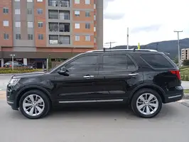 2019  Ford Explorer - Image 23