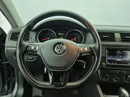 2018  Volkswagen Jetta - Image 24