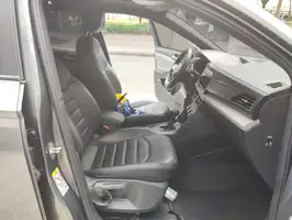 2022  Volkswagen Taos - Image 33