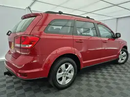 2015  Dodge Unknown - Image 17